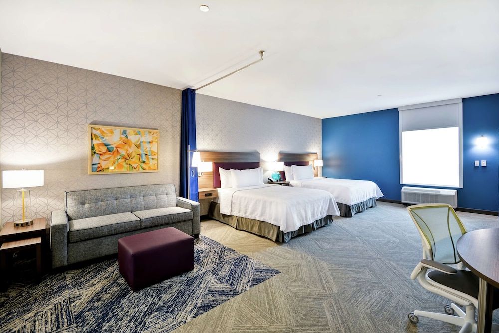 Studio, 2 Queen Beds, Accessible, Bathtub