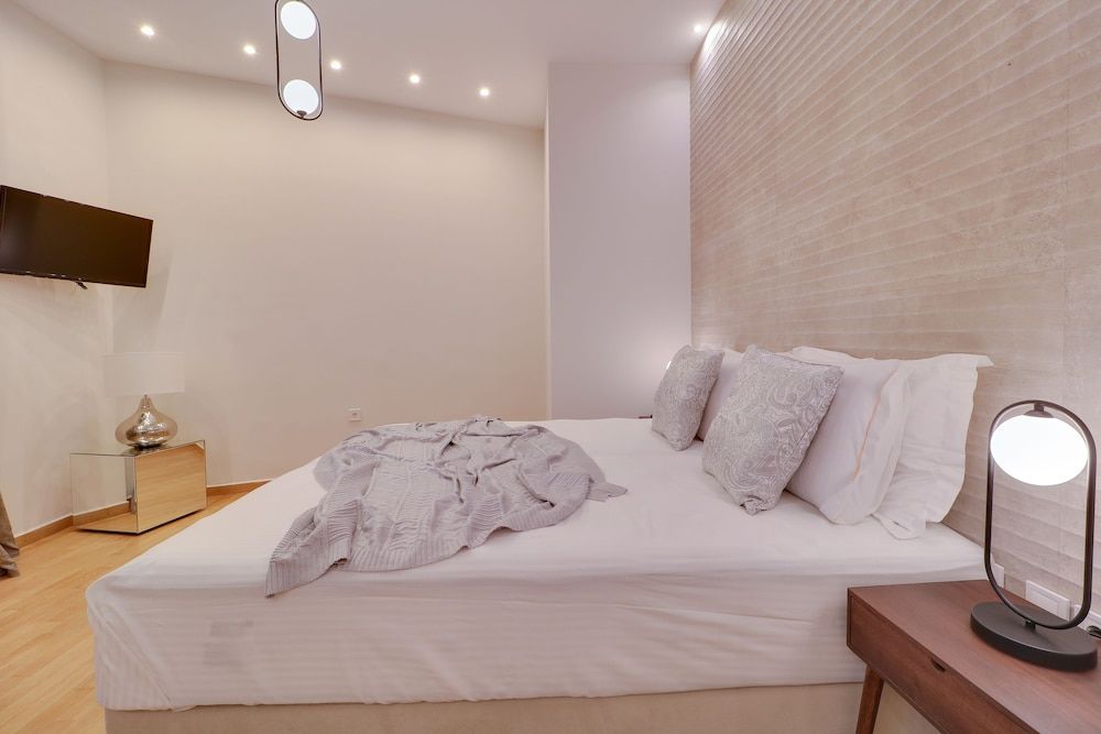 AthiNN Residence Elite Double or Twin Room, Balcony (101) 3