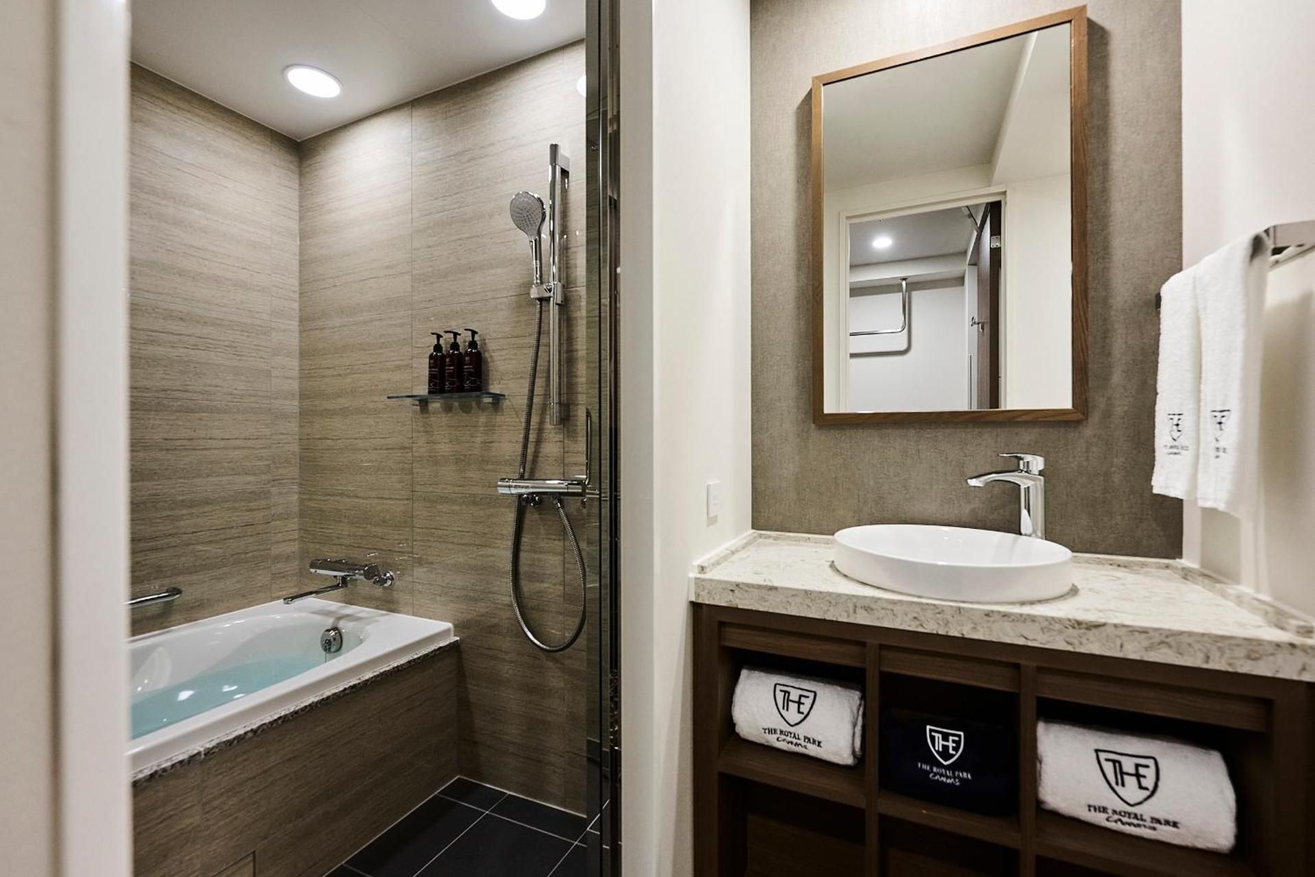 undefined The Royal Park Canvas Kyoto Nijo 6