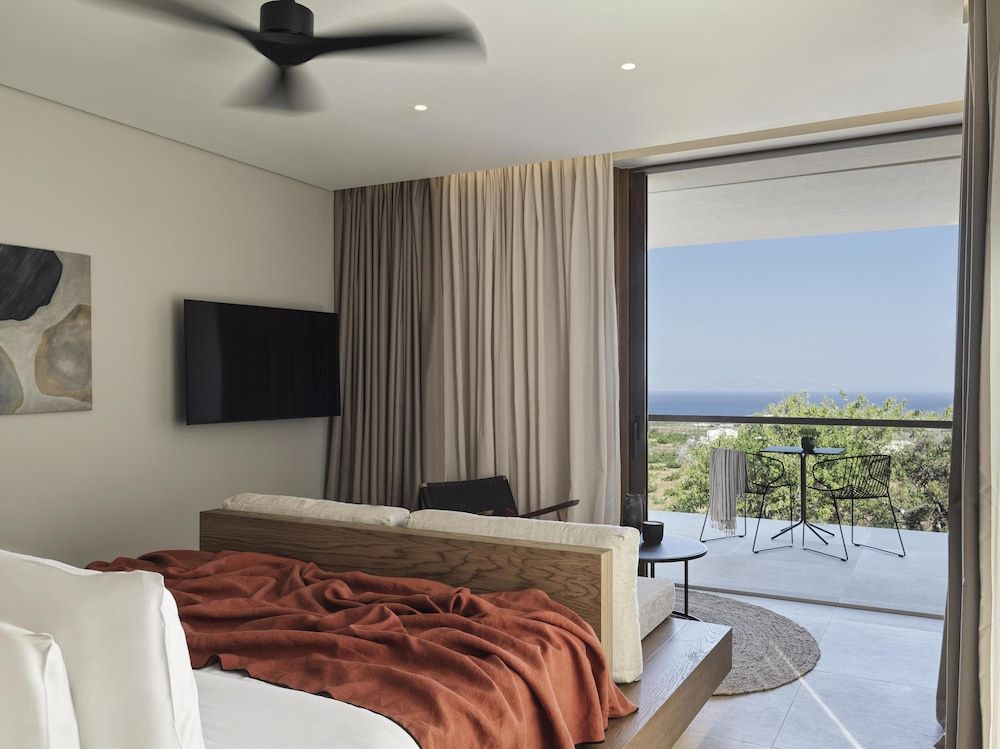 Junior Suite, Sea View with Hot Tub