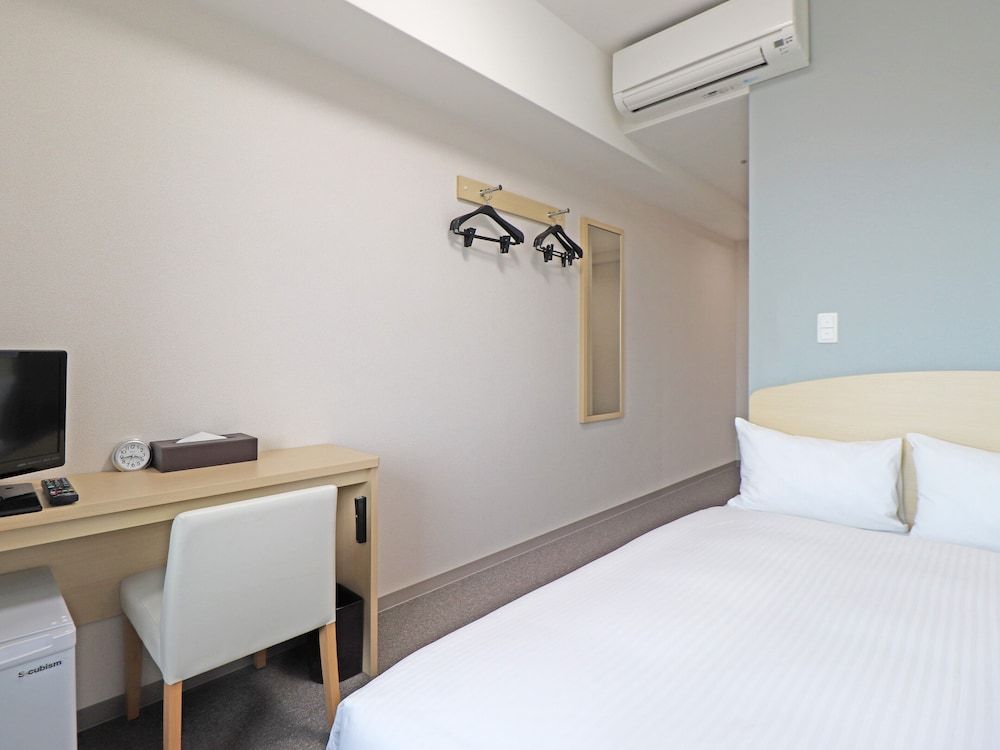 CHISUN BUDGET Kanazawa Ekimae Standard Semi Double Room, Non Smoking