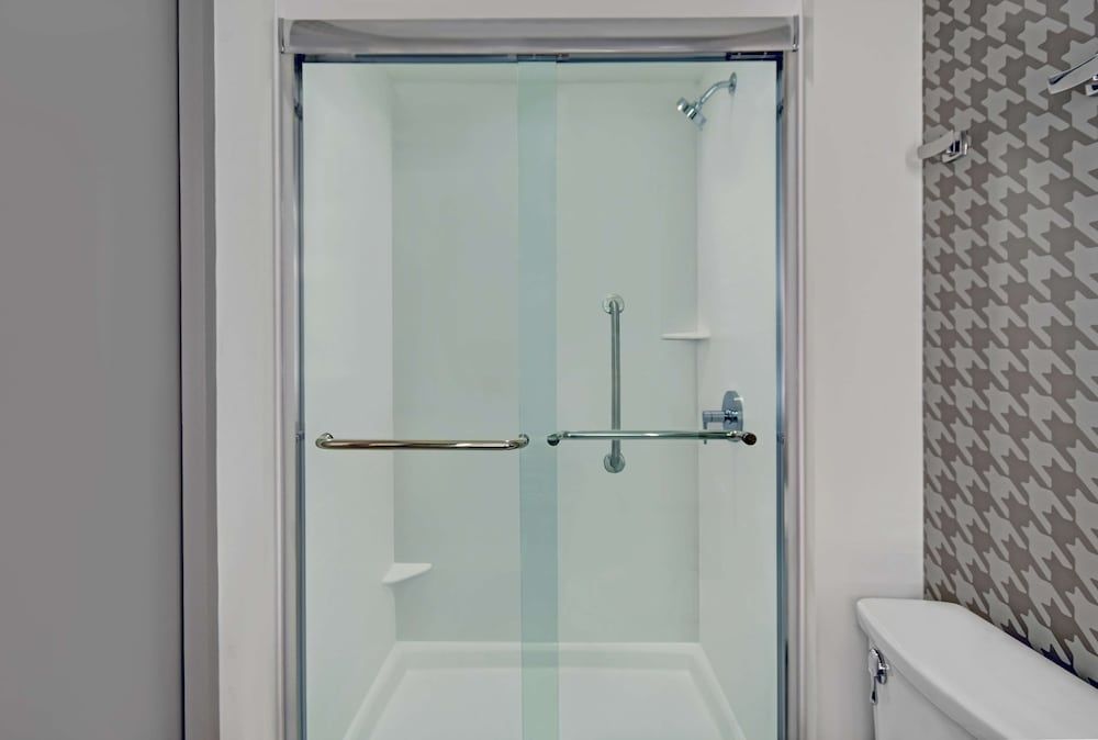 Home2 Suites by Hilton Houston Medical Center, TX Studio Suite, 1 King Bed 5