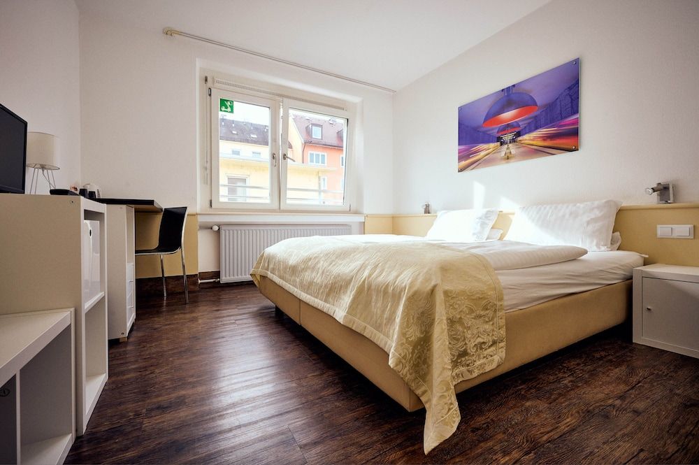 The 4 You Hostel & Hotel Double or Twin Room