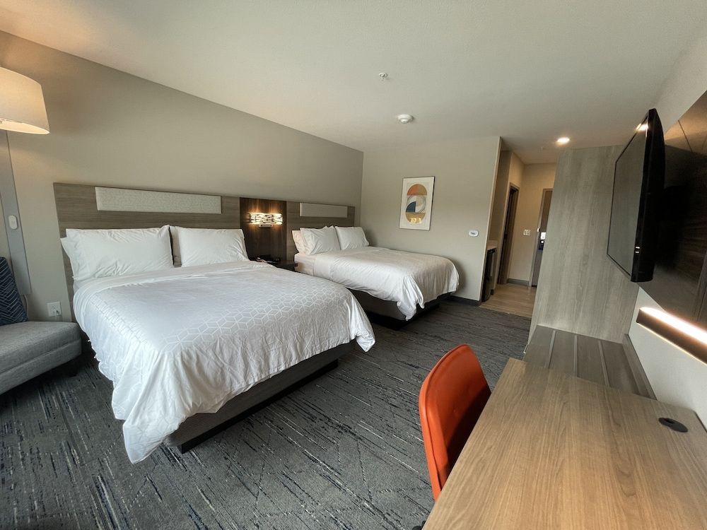 Standard Room, 2 Queen Beds, Accessible (Mobility, Accessible Tub)
