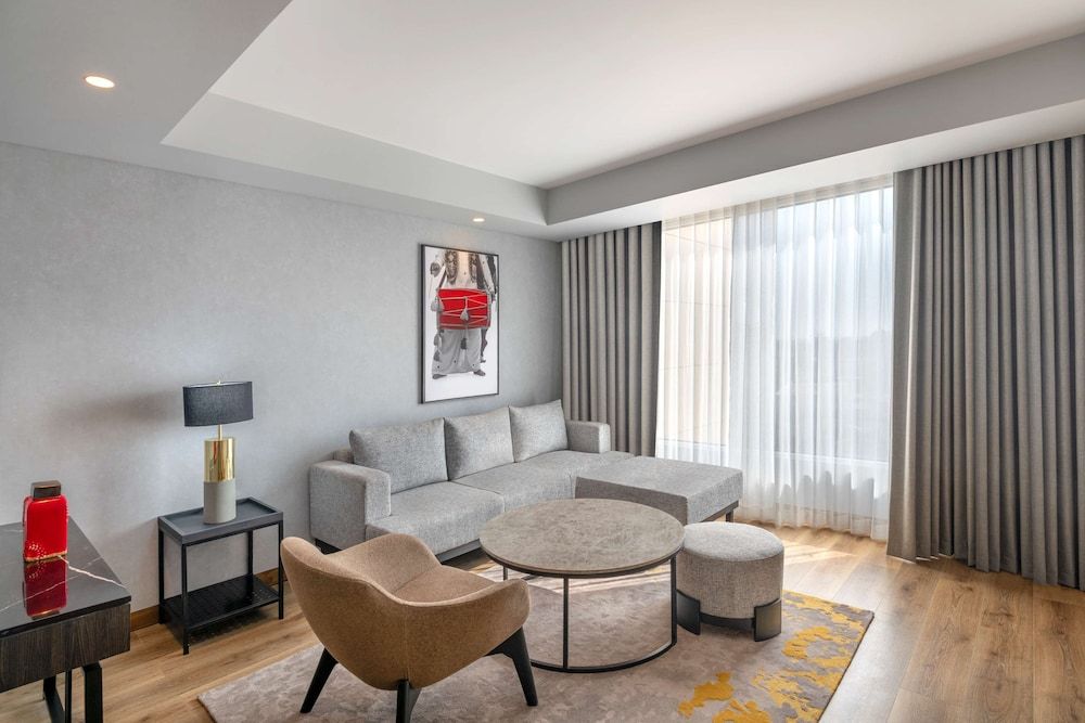 Radisson Red Chandigarh Mohali Standard Room 8