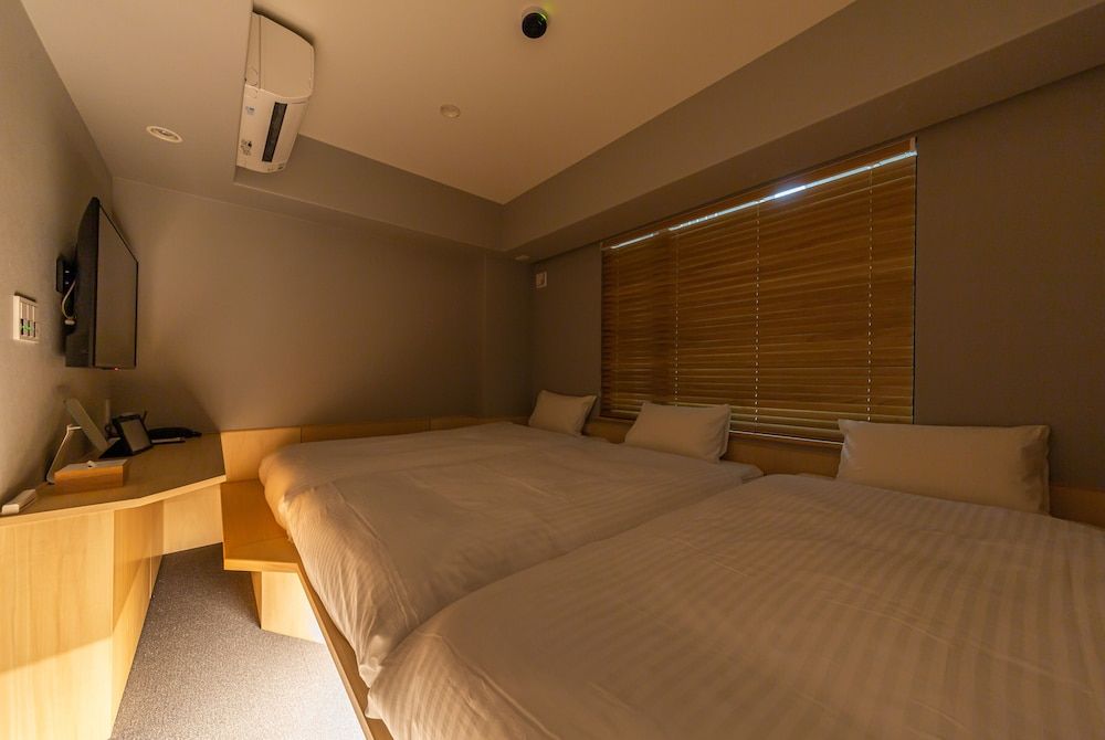 HOTEL AMANEK Kyoto Kawaramachi Gojo Standard Triple Room 3