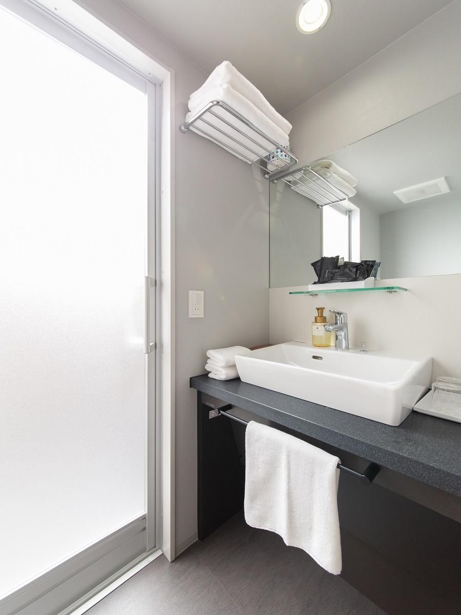 Standard Twin - 2 Single Beds