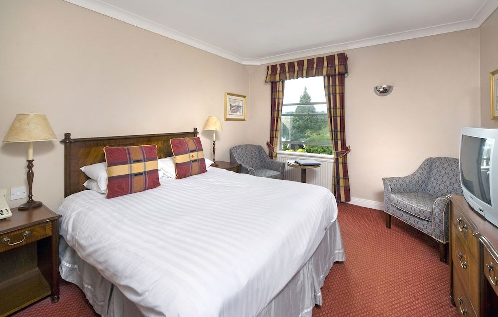 The George Hotel Standard Double Room 4