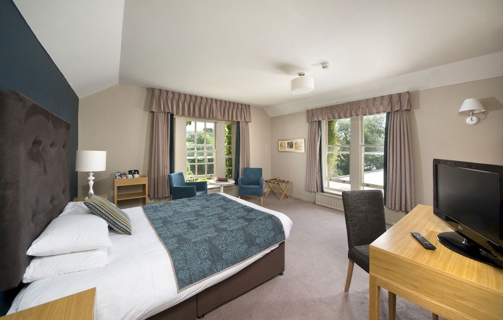 The George Hotel Standard Double Room 7