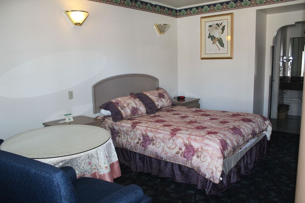 Best Whittier Inn Double or Twin Room