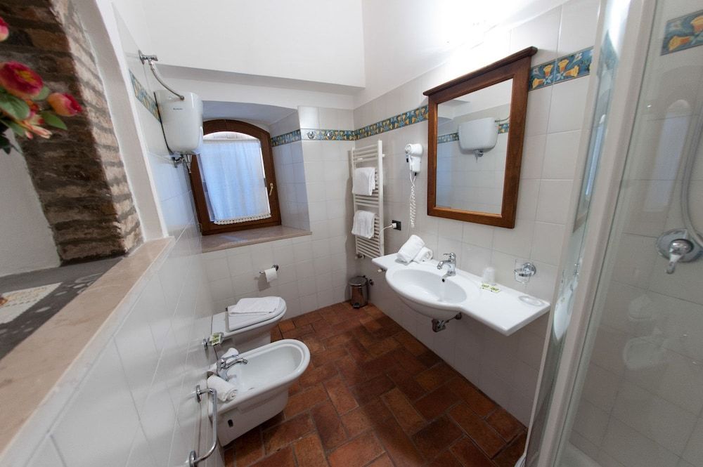 Valle Rosa Classic Double or Twin Room 6