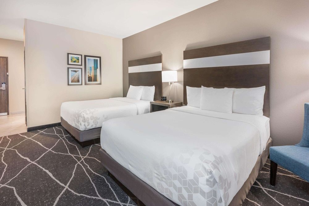Room, 2 Queen Beds, Non Smoking