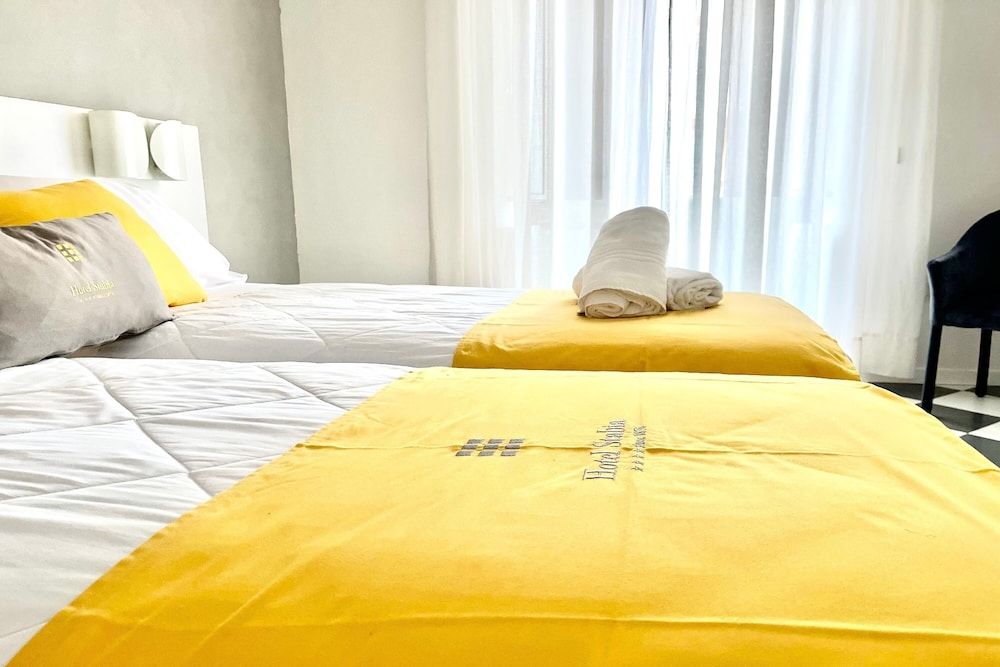 Hotel Stabia Standard Triple Room 2