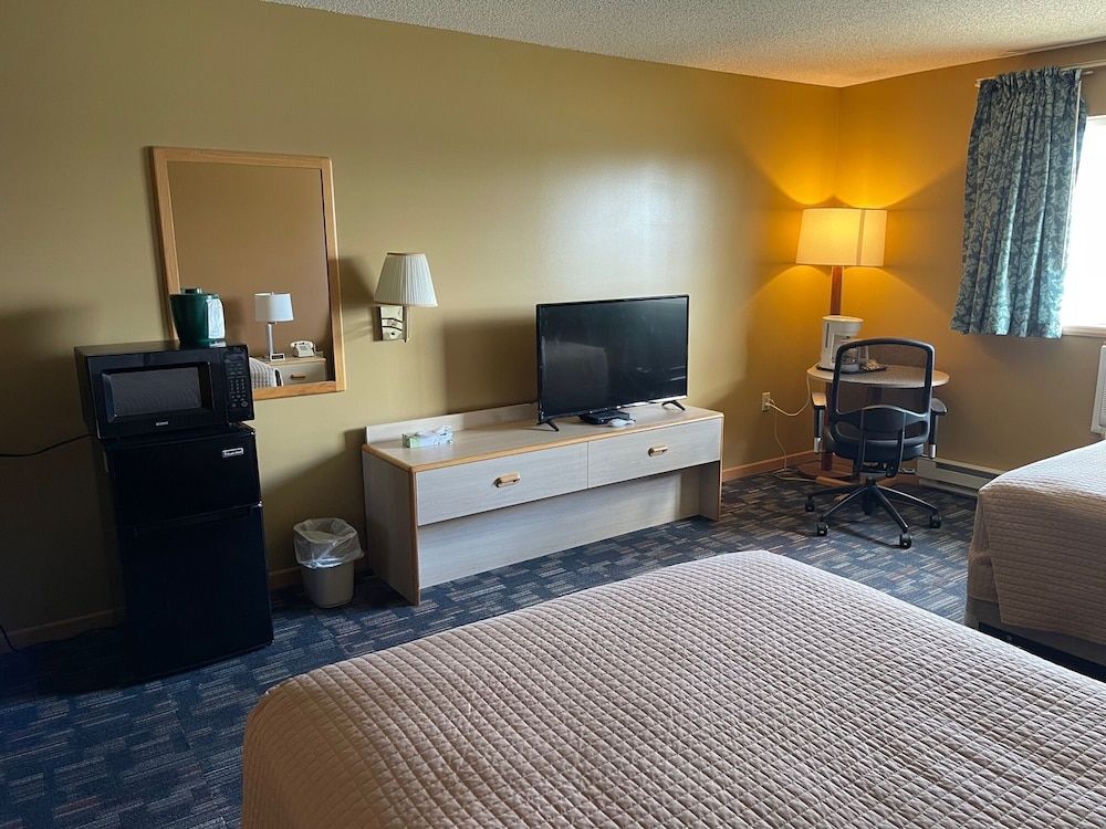 Lakeside Motor Inn Standard Room, 2 Double Beds 8