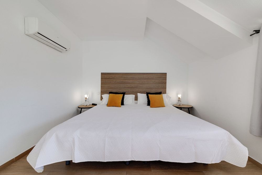 Hotel Madrid Superior Double Room 6