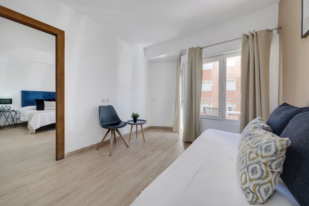 Hotel Madrid Triple Room 26