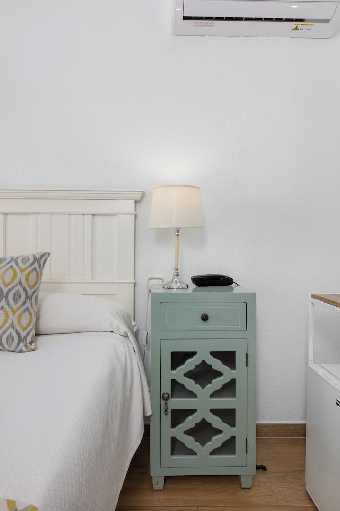 Hotel Madrid Standard Double or Twin Room 8