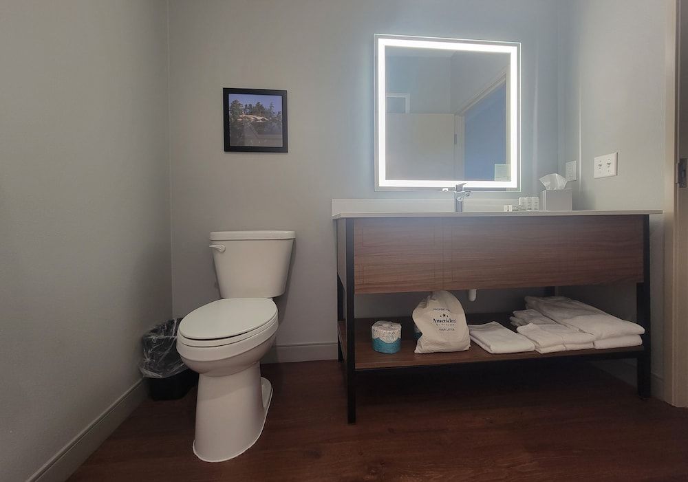 Suite, 2 Queen Beds, Non Smoking (2 Queen Beds)