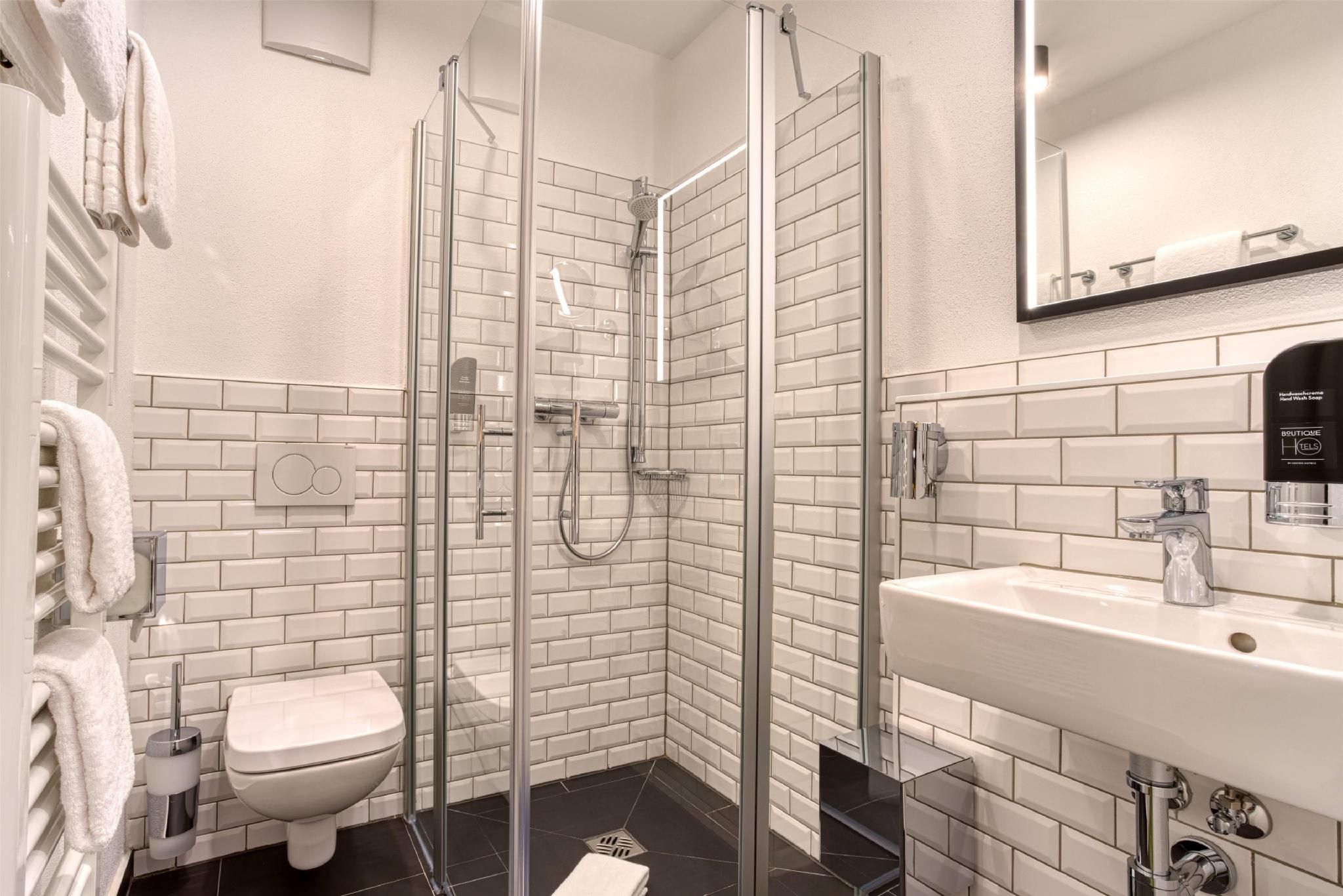 Vienna House Easy by Wyndham Ingolstadt Standard Room, 1 Double Bed 3