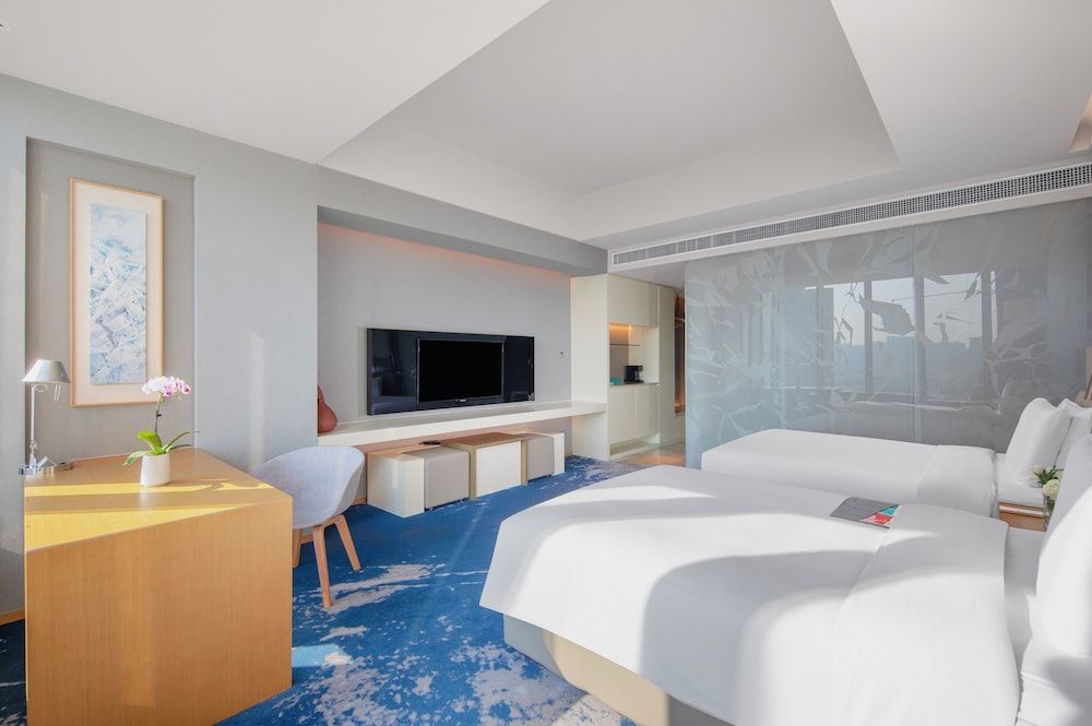 Le Méridien Hangzhou, Binjiang Room, 2 Double Beds, City View 3