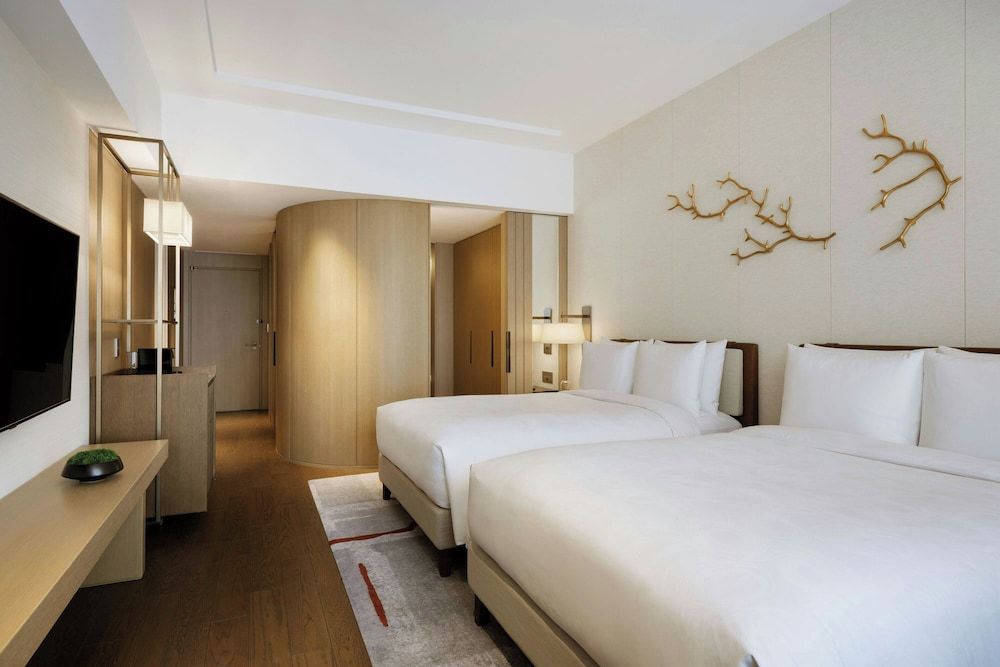 Deluxe Room, 2 Double Beds, Non Smoking, City View