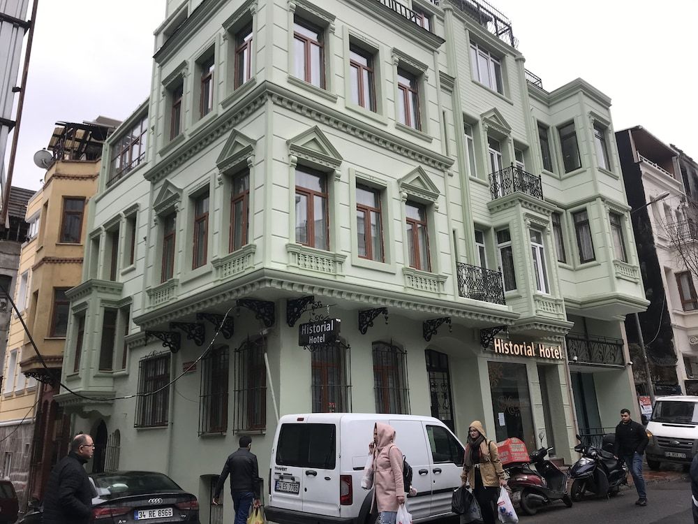 undefined Historial Hotel