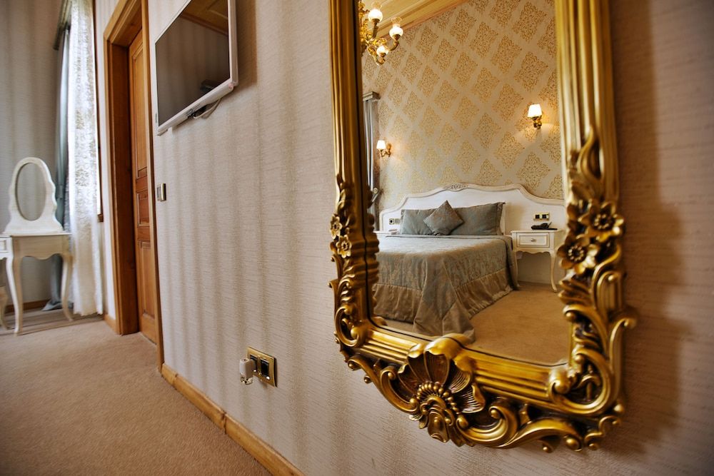 Ada Palas Buyukada Deluxe Room 3