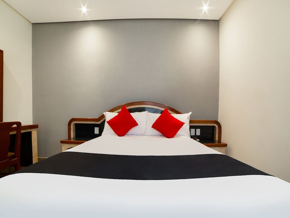 undefined Hotel Monarca