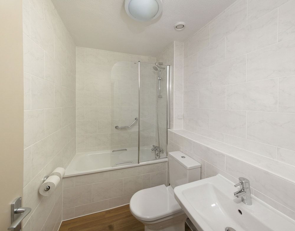 The Beresford Hotel Twin Room 4