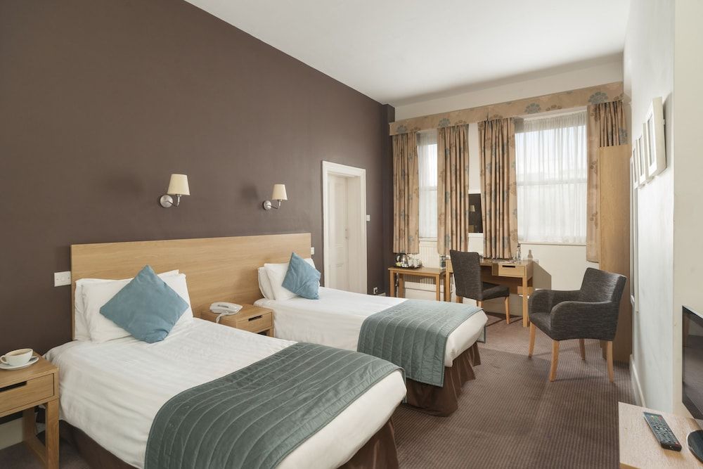 The Beresford Hotel Twin Room