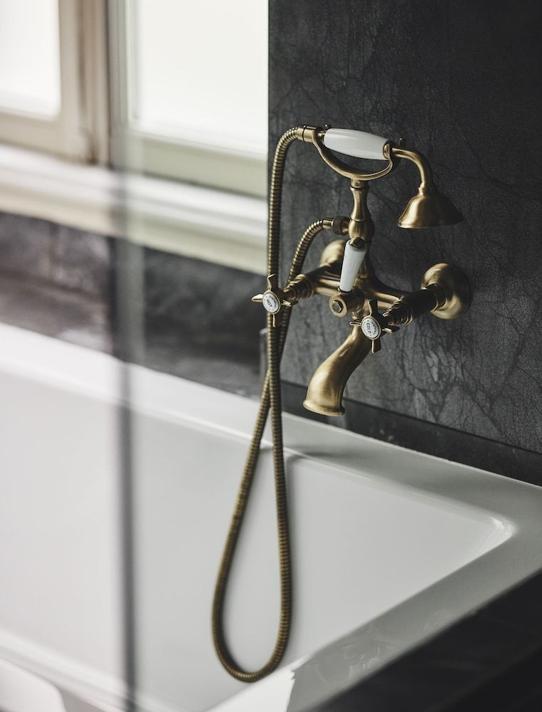 Bohemian Suites Athens Signature Suite, 1 Queen Bed (Signature King Suite) 13