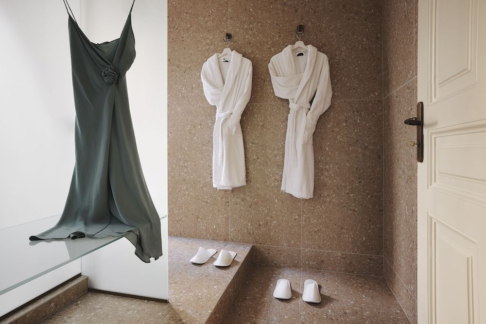 Bohemian Suites Athens Deluxe Double Room, City View 7