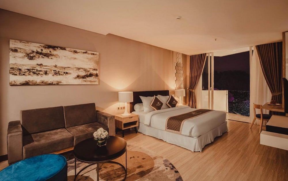 undefined Nesta Valley Dalat Hotel - Golf Valley Hotel 5