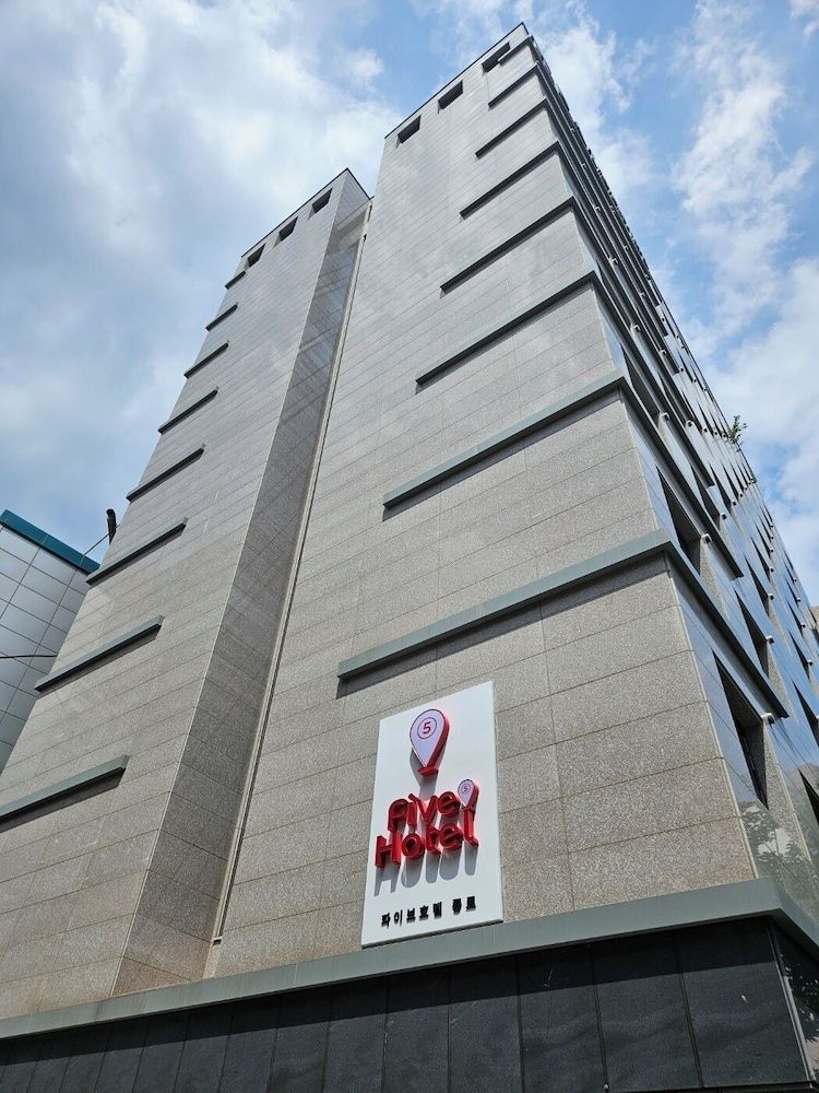 undefined Five Hotel Jongno 6