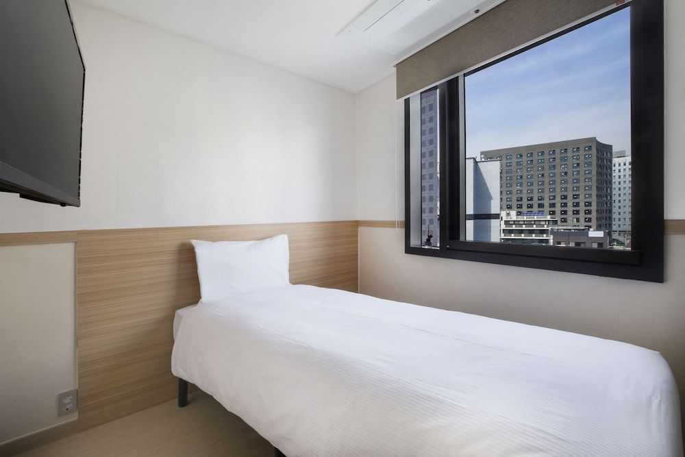 undefined Five Hotel Jongno 7