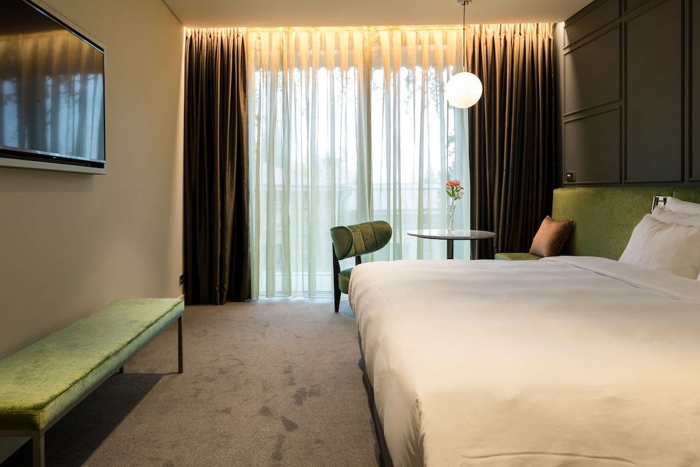 Superior Room (Collection)