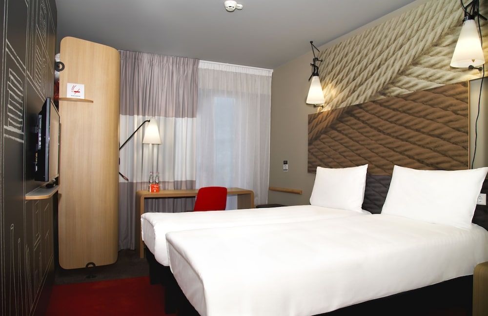 Ibis Tbilisi Stadium Standard Twin Room, 2 Twin Beds 2