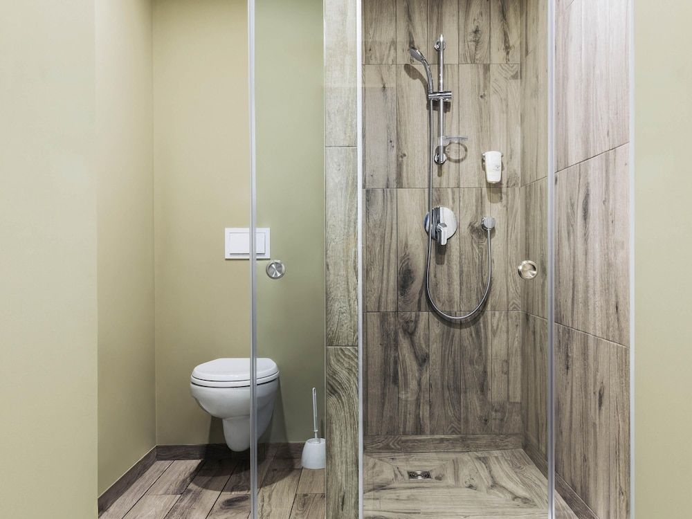 Ibis Tbilisi Stadium Standard Twin Room, 2 Twin Beds 5