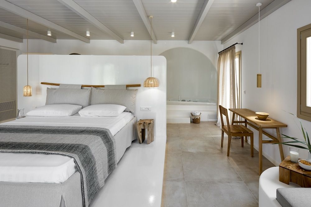 undefined Arco Solium Suites 8