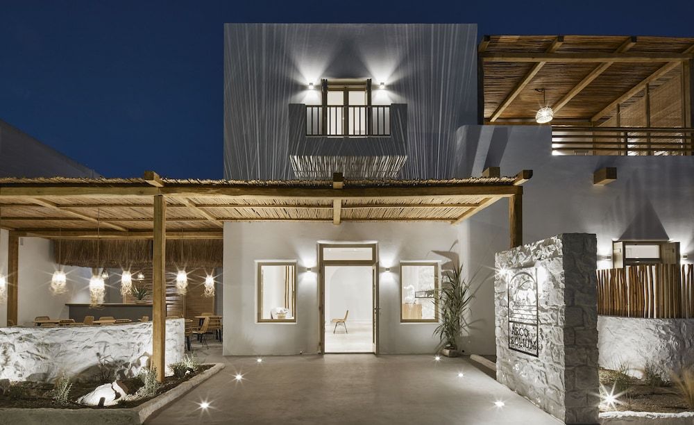 undefined Arco Solium Suites 3