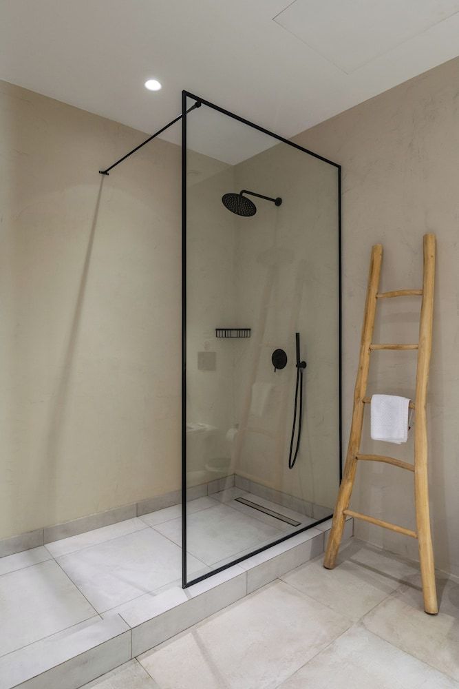 Arco Solium Suites Superior Suite 24