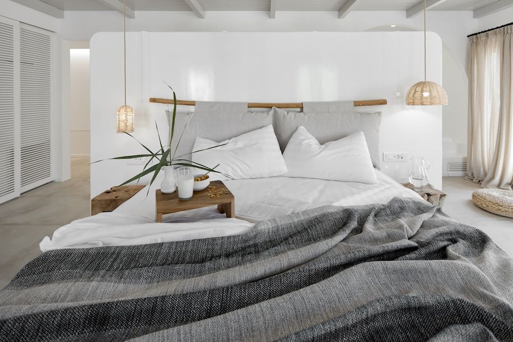 undefined Arco Solium Suites 9