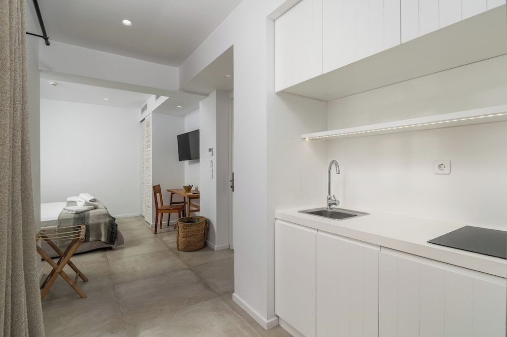 Arco Solium Suites Superior Suite 33