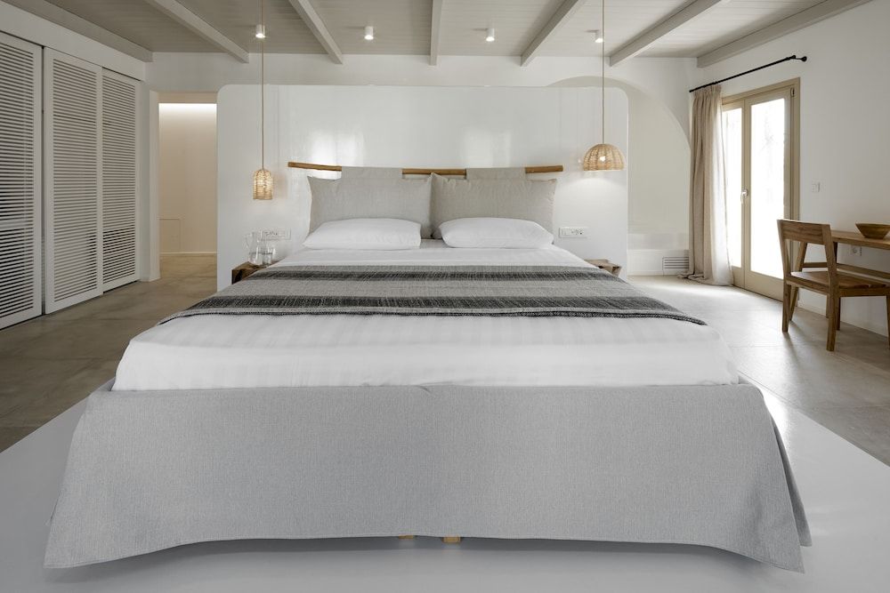 undefined Arco Solium Suites 10