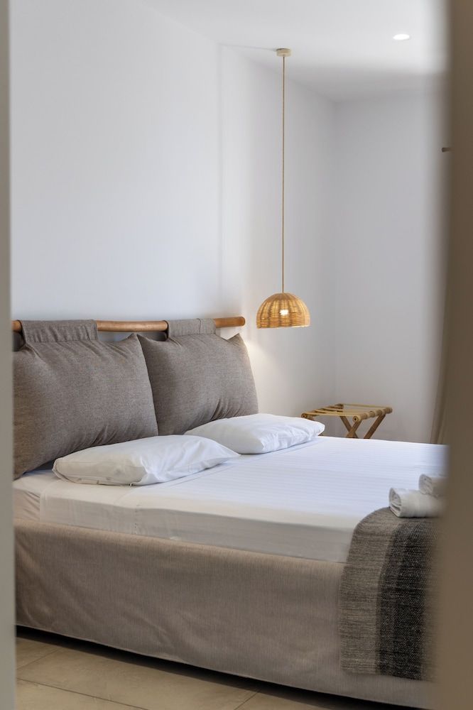 Arco Solium Suites Superior Suite 9