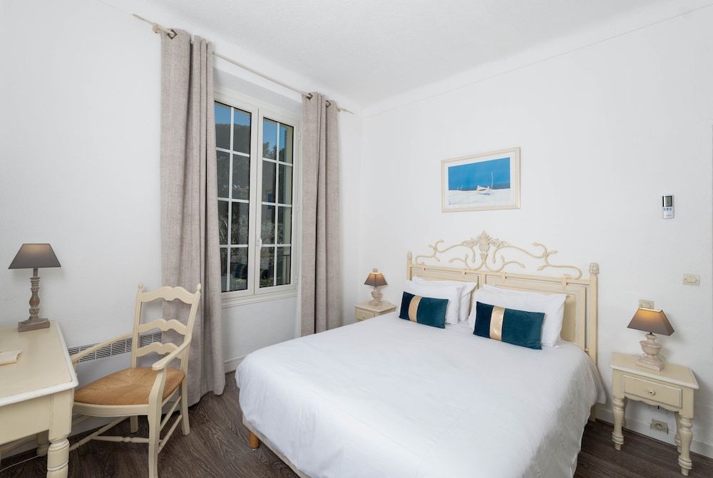 undefined Hôtel Beau Site - Cap d'Antibes 3