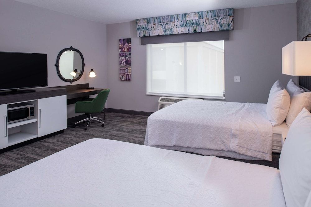 Room, 2 Queen Beds, Accessible, Bathtub (Hearing)