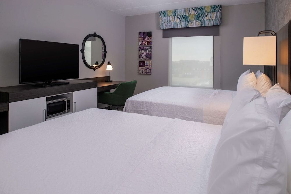 Room, 2 Queen Beds, Refrigerator & Microwave