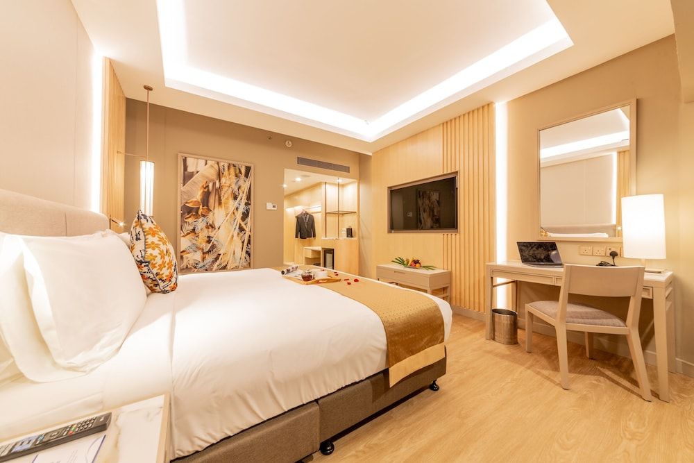 Deluxe Room, 1 King Bed