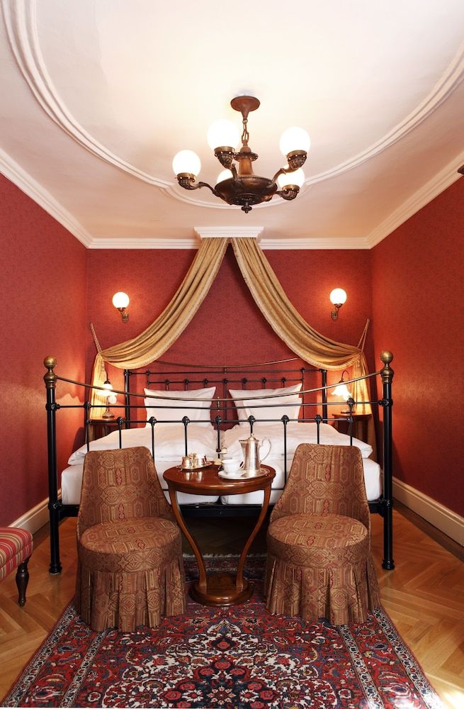 Hotel Goldener Anker Doppelzimmer - Geräumig 3